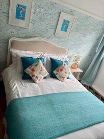 Main bed.