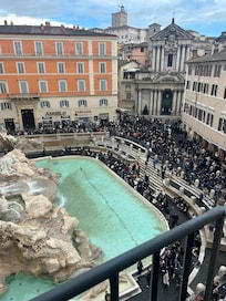 This was Christmas Day - lots of visitors this day!!