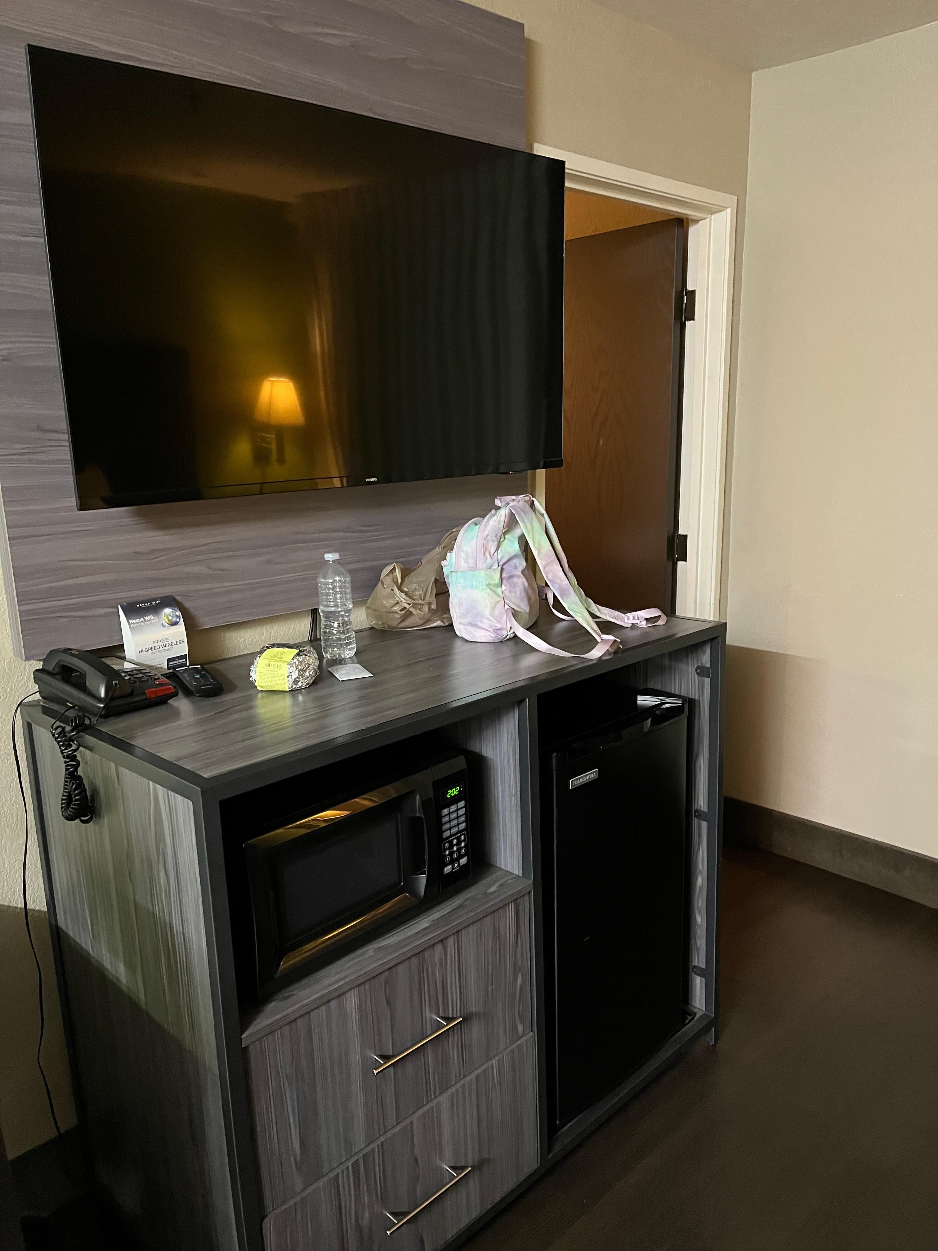 Entrance to second bedroom 