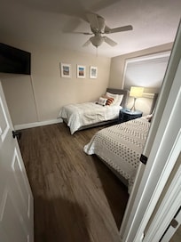 2nd bedroom
