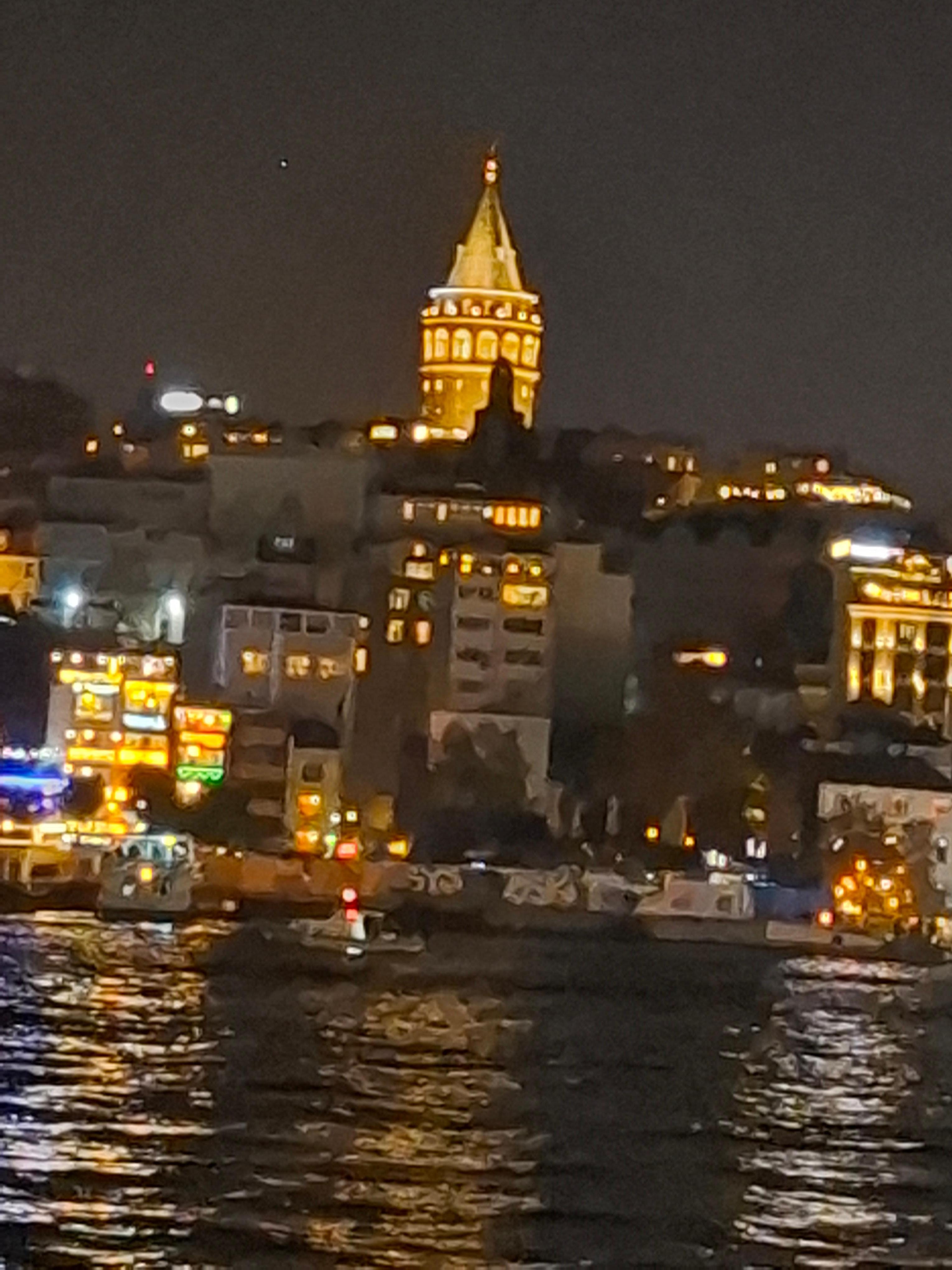 Vista nocturna Estambul