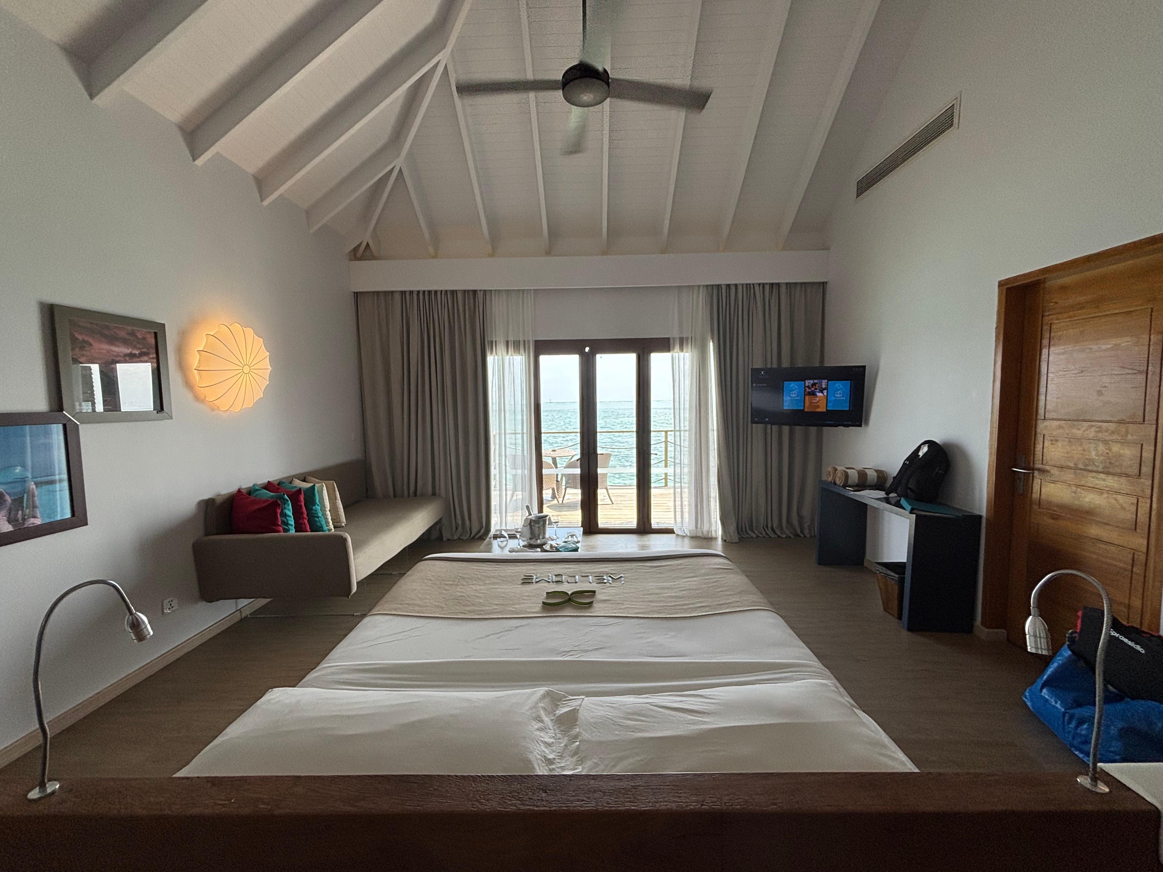 the villa is beautiful, with sunrise view and direct access to the sea. housekeeping is twice a day. the linens smell nice and are thick. the mini fridge are well stocked and included in the all inclusivity 