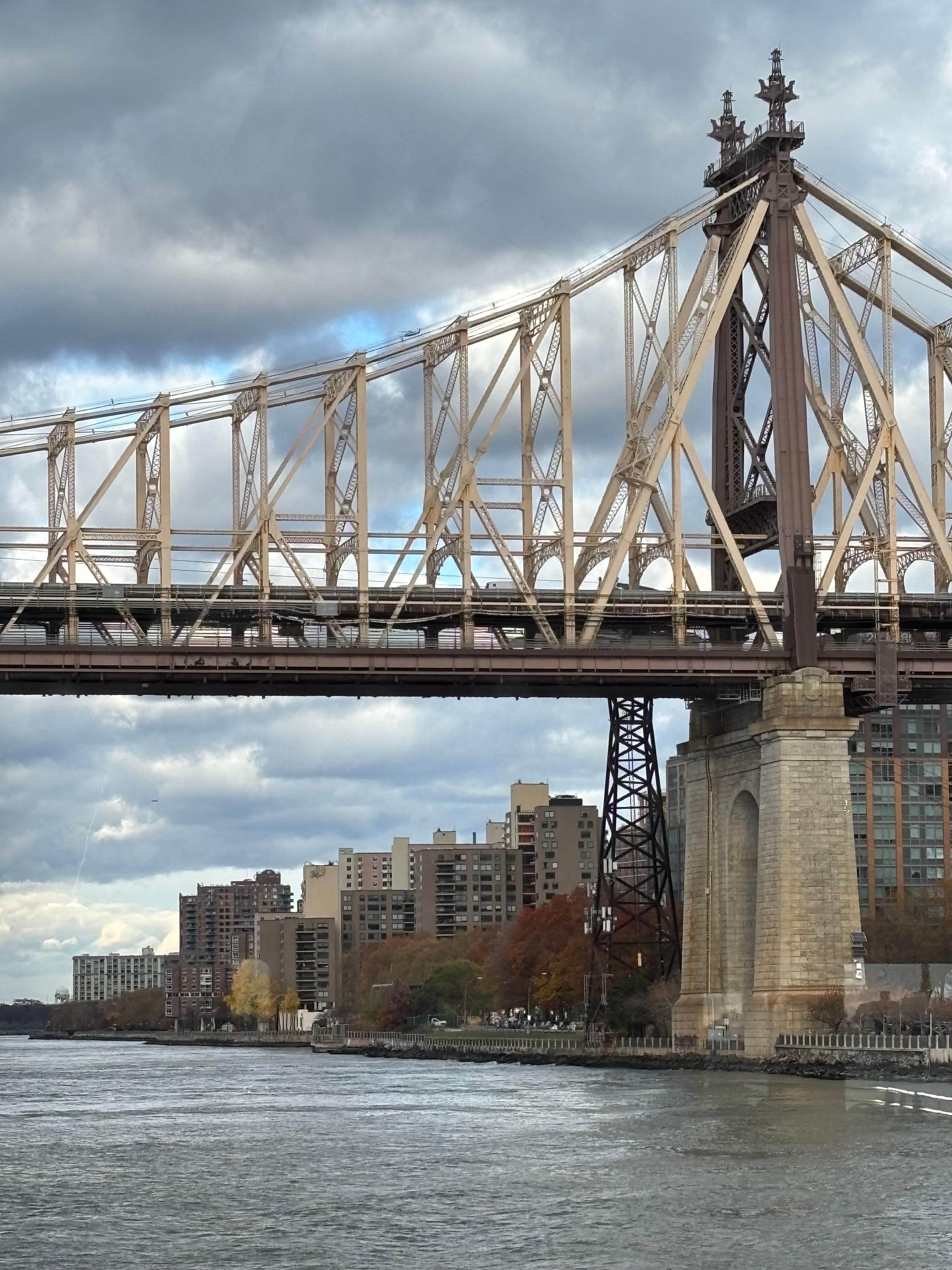 NYC so many incredible bridges ! 
