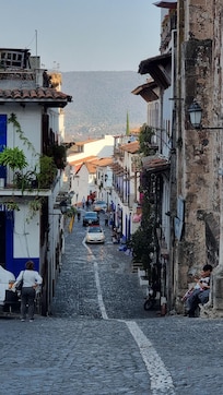 Una de las calles de alrededor