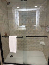Nice double stall shower - spacious!
