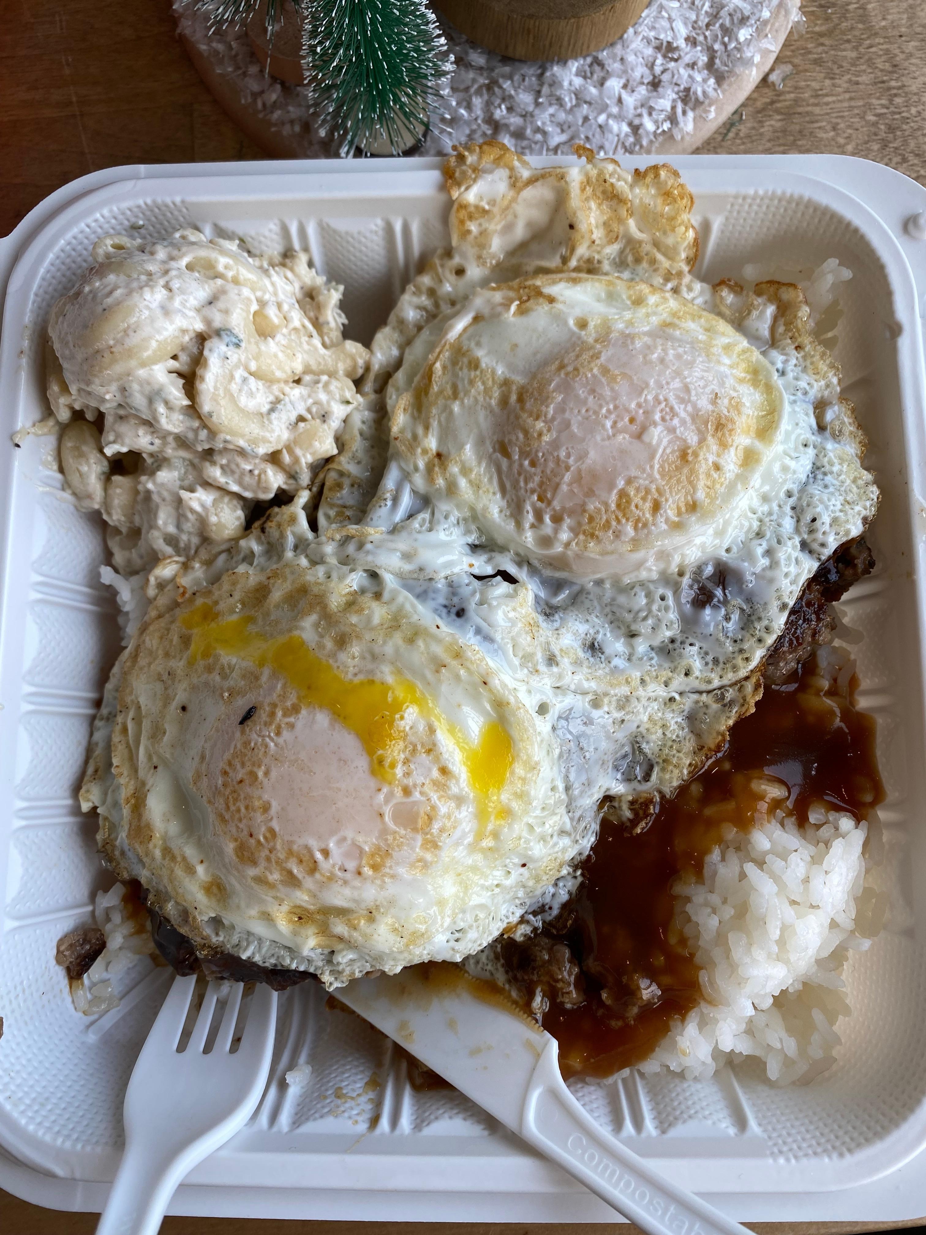 Loco Moco from Wailua Drive-in 🤤