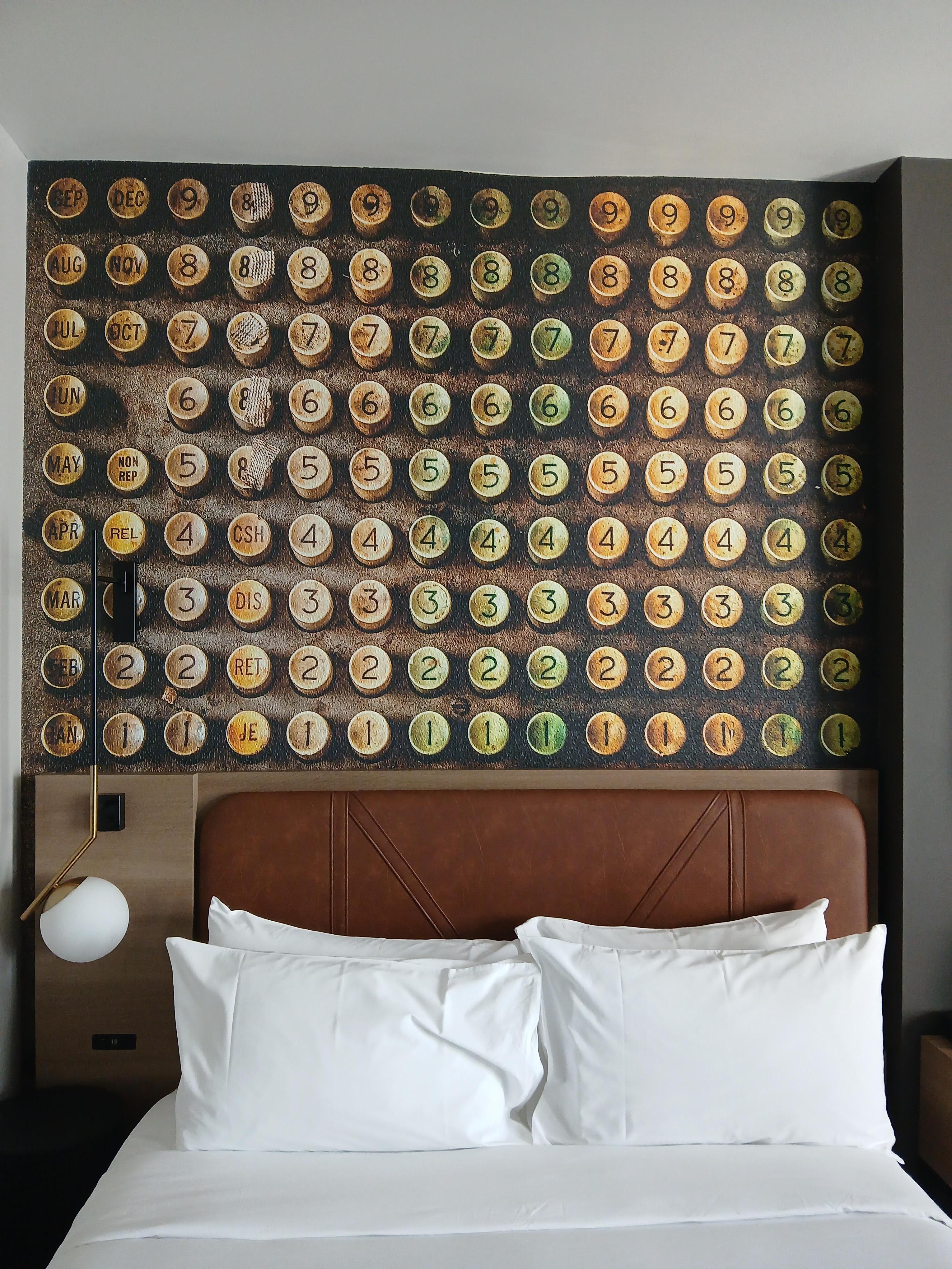 Loved the room decore.