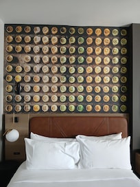 Loved the room decore.