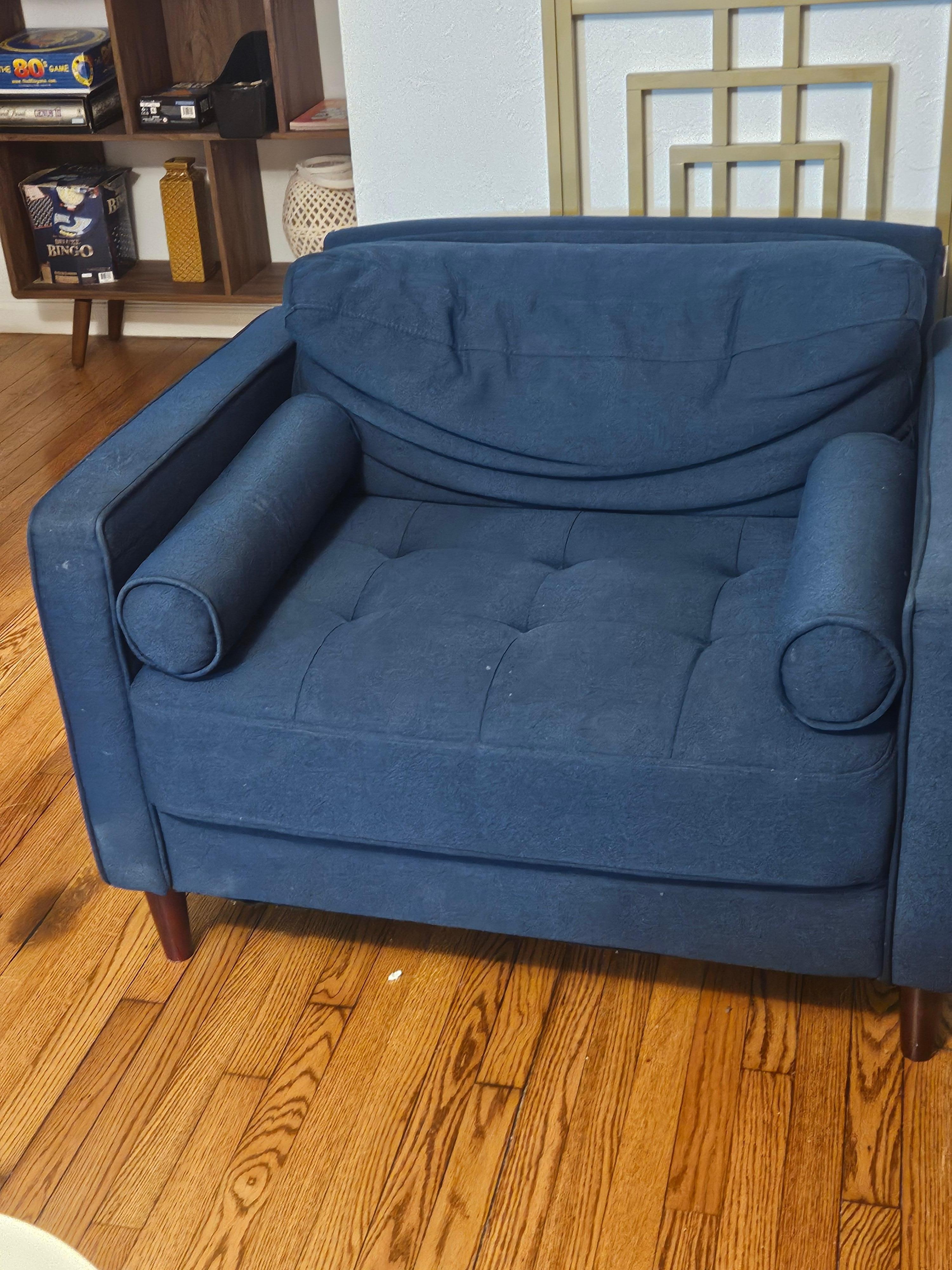 Very different looking chair from photos