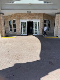 Clean and easy access to the hotel