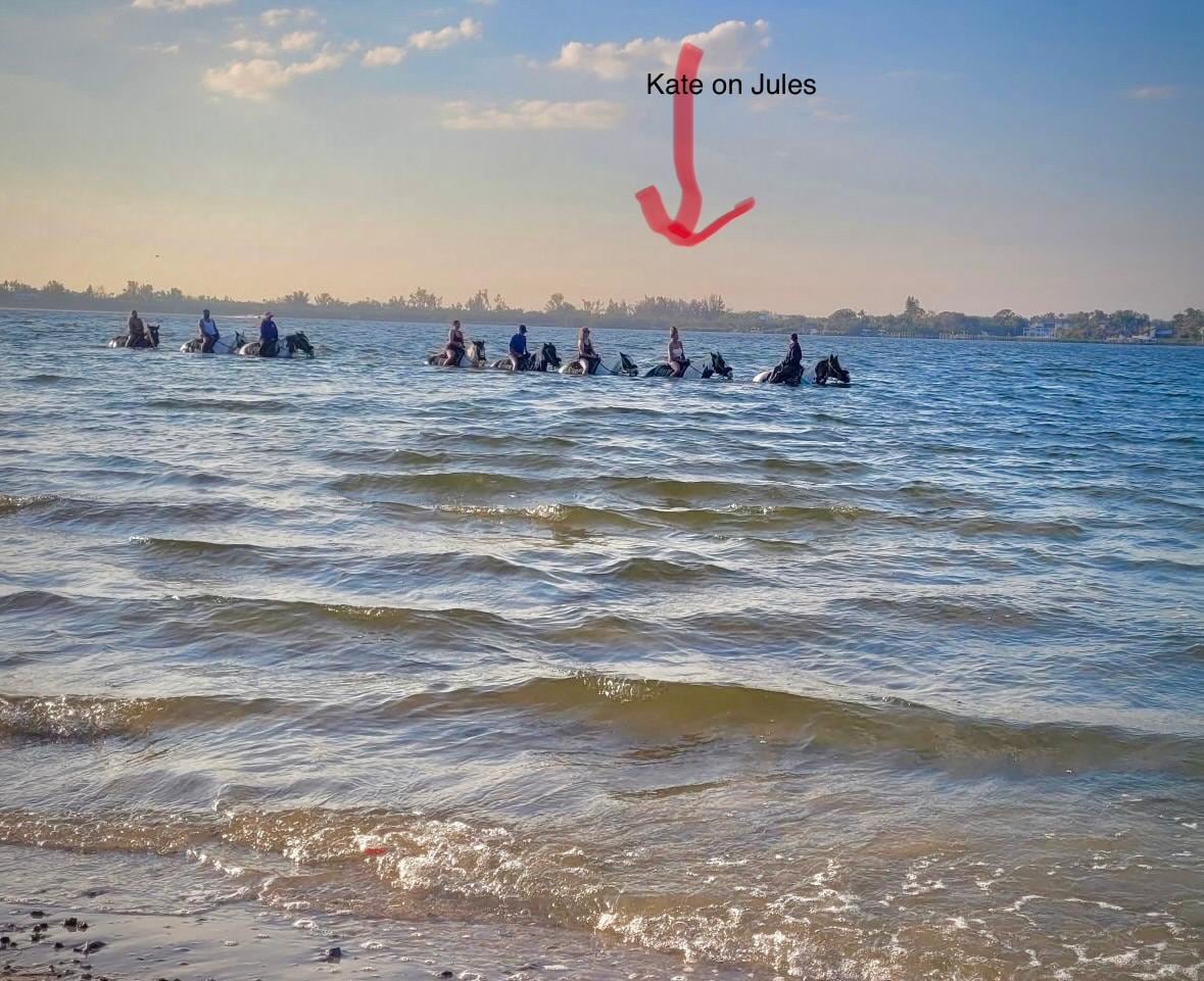 C Ponies.  10 minutes away. 