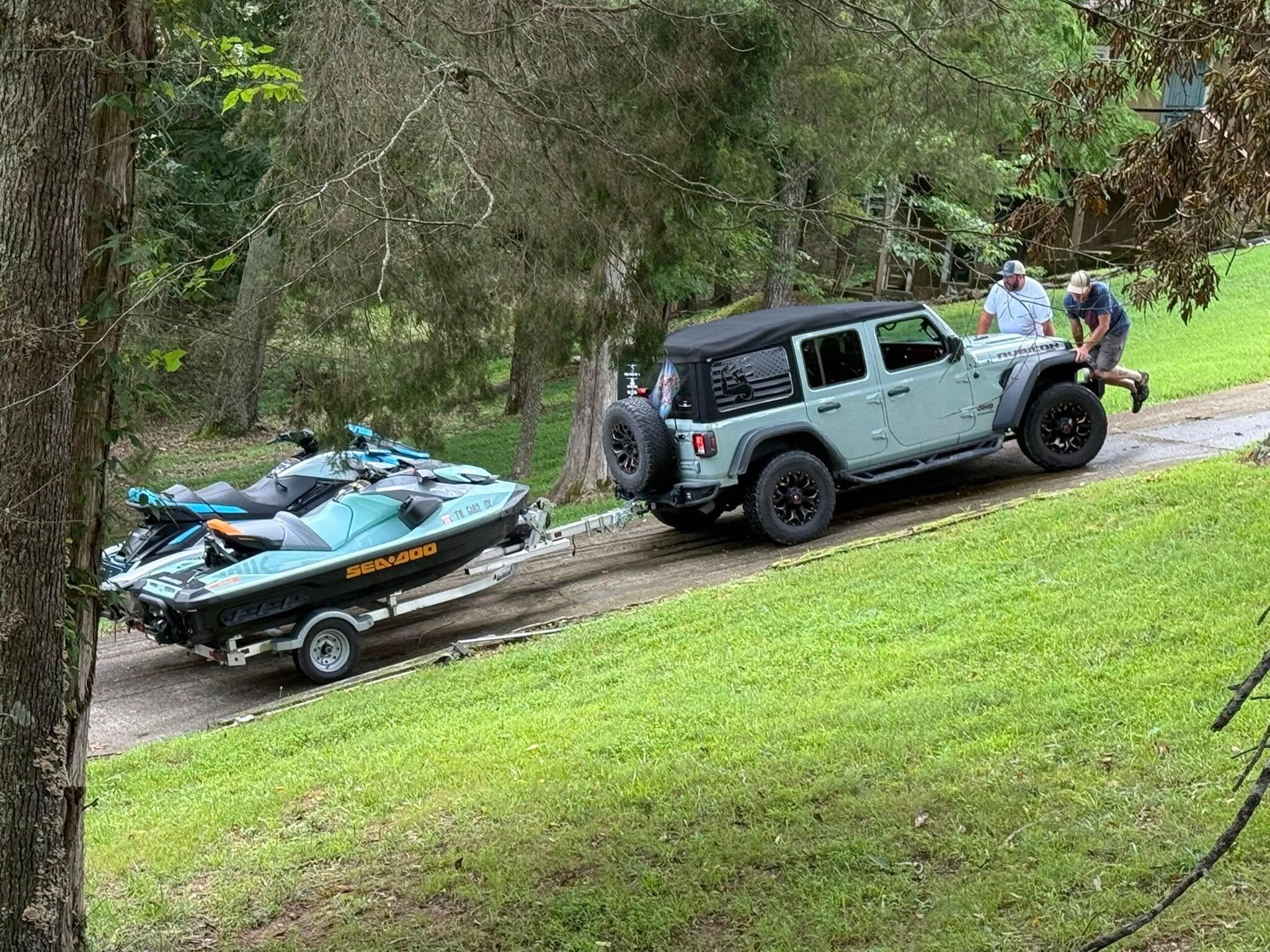 Boat ramp is steep. Lost contact in the front end when it was wet causing it to slide as we backed down the ramp. We had to weigh down the nose.