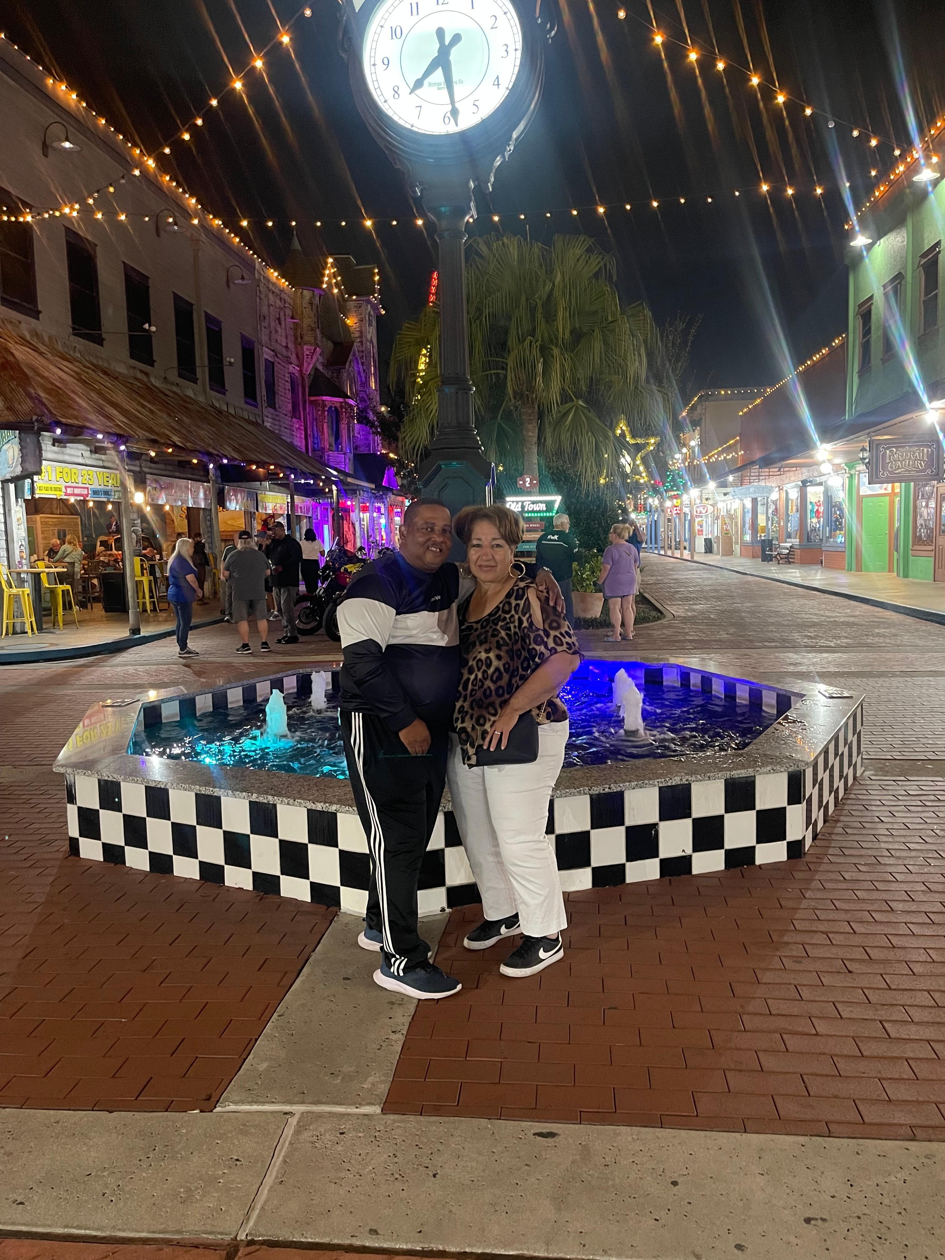 This was in old town there was karaoke, beautiful area entertainment lots of stores to shop in the area. The food amazing. Just had a great time they have car shows the day I went motorcycles show people dancing it’s just a really nice place to hang 