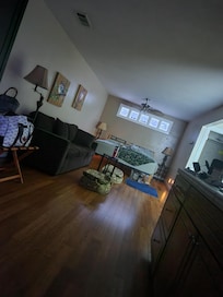 Large space. Woodpecker Room