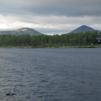 Innsjø rett ved hotellet.