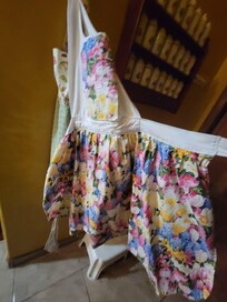 Loved the beautiful kitchen aprons...felt so homey and brought back memories of my childhood.