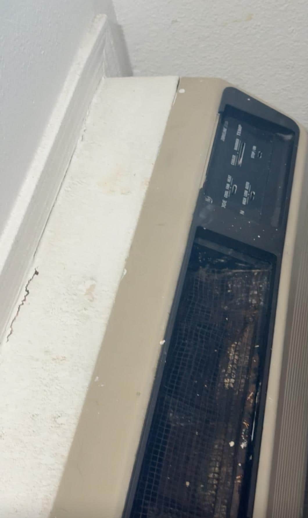 The AC/Heater was disgustingly dirty, dirty bed sheet and pillows (no pic)