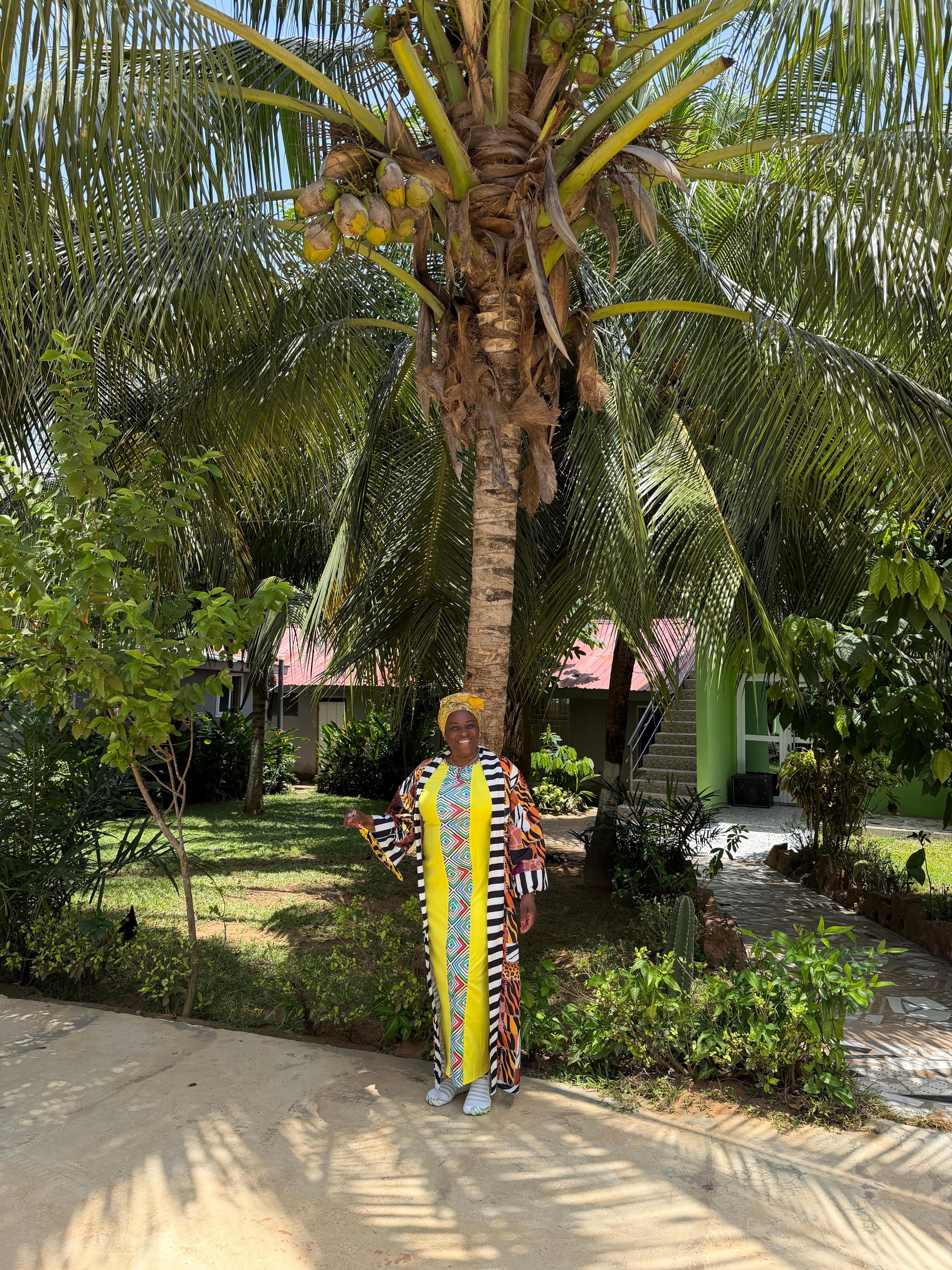 Our ministry FTPM stayed here for simplicity and was pleased with the hospitality and cleanliness. It’s driving and walking distance to the bridge. 