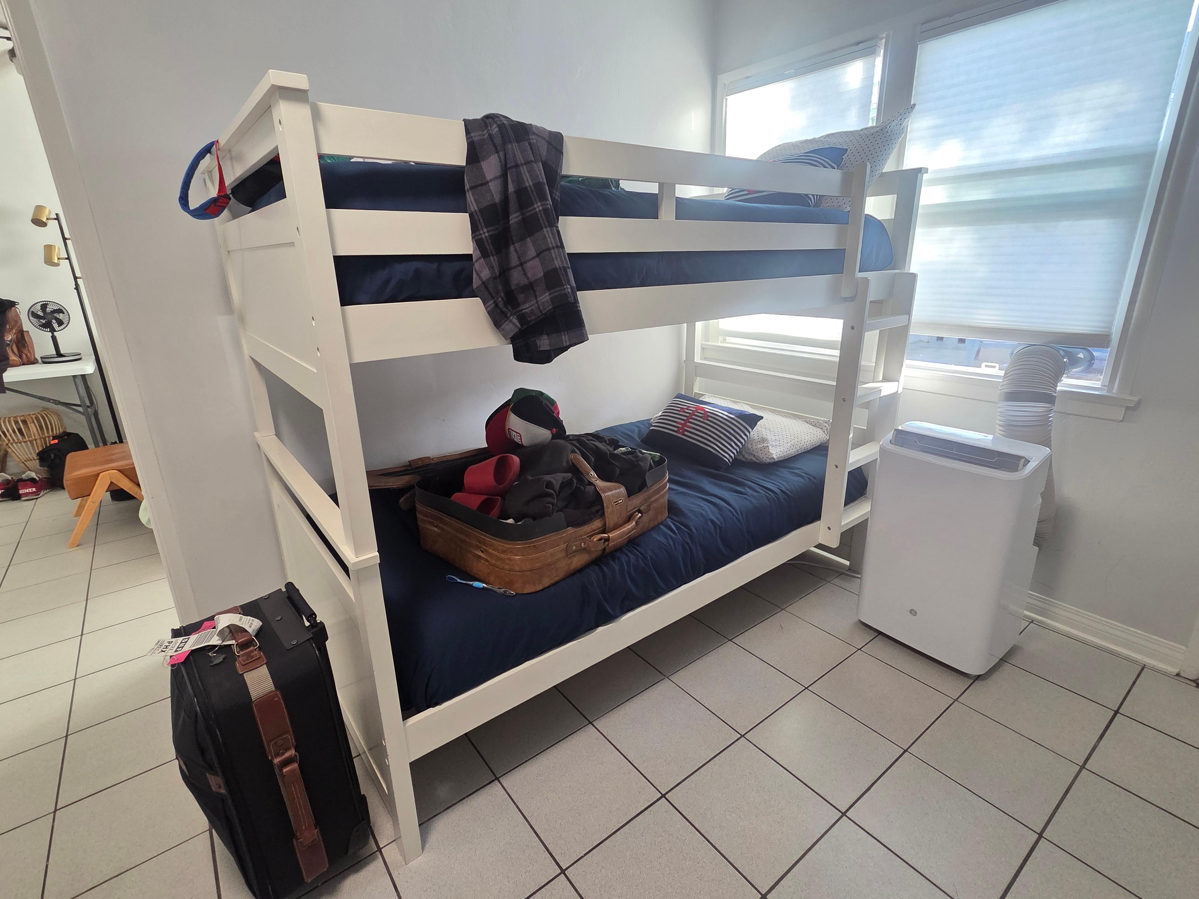 Owner was awesome about pre-positioning a window AC unit in 2nd room b/c in-room unit was out. Worked great!