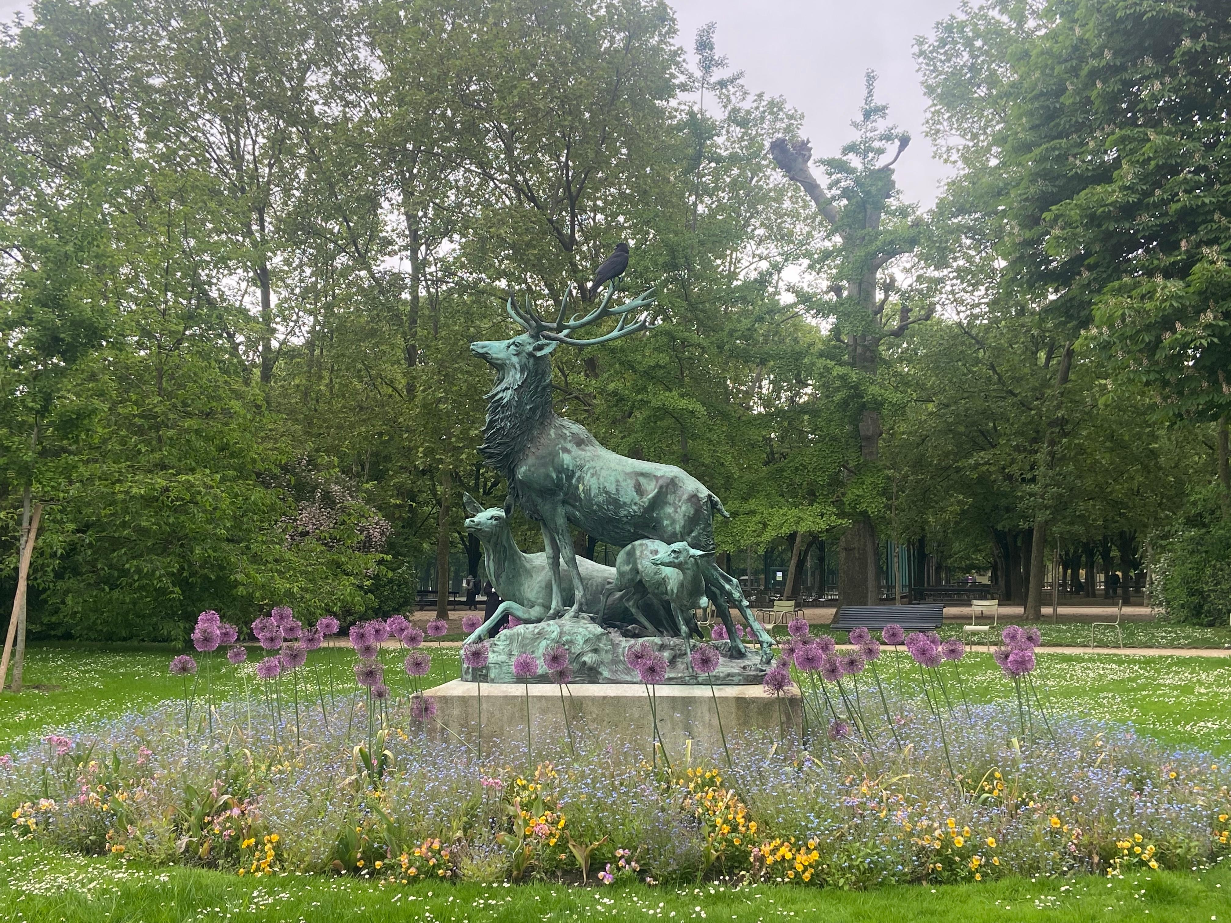 Walking distance to the Luxembourg gardens