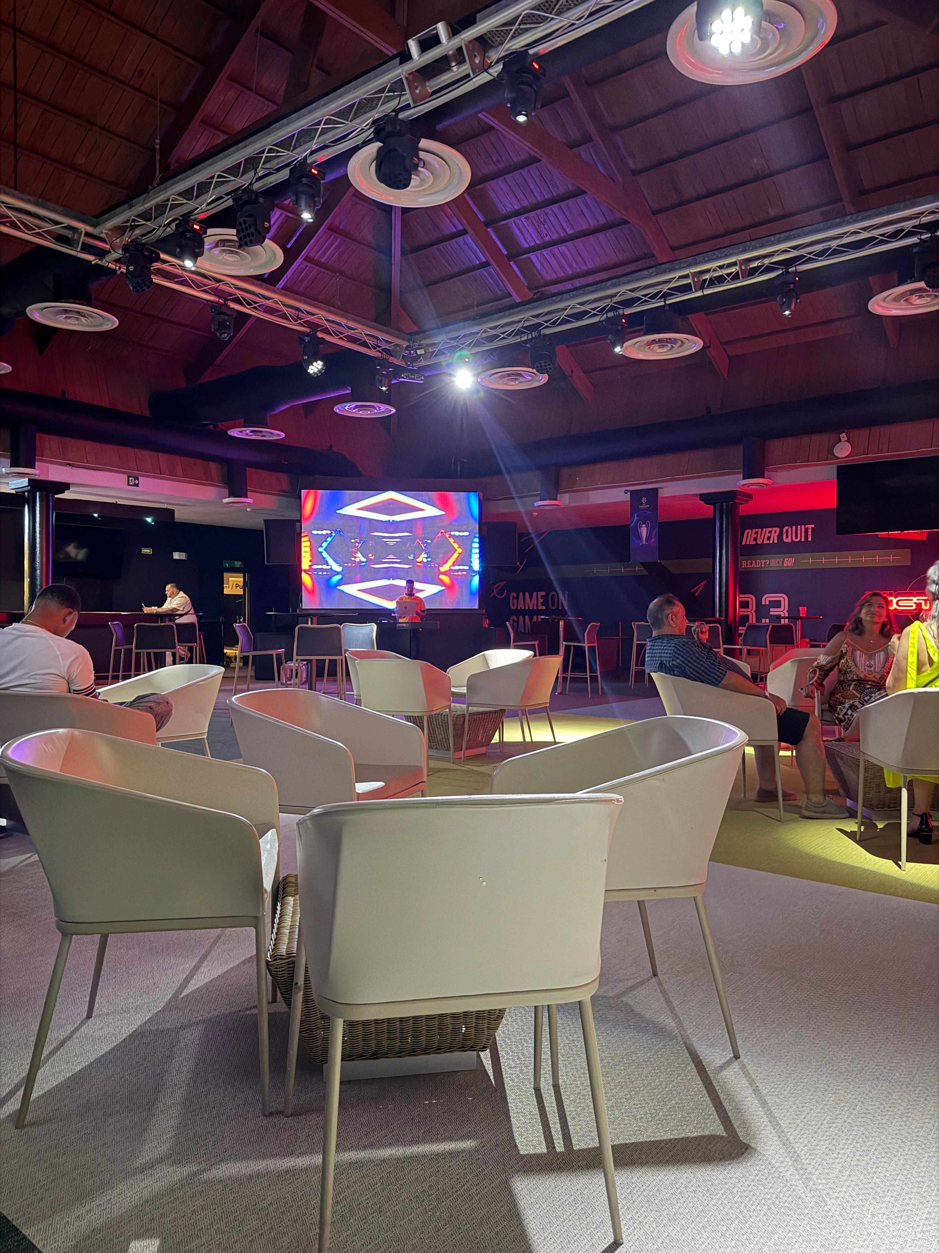 The nightclub reality