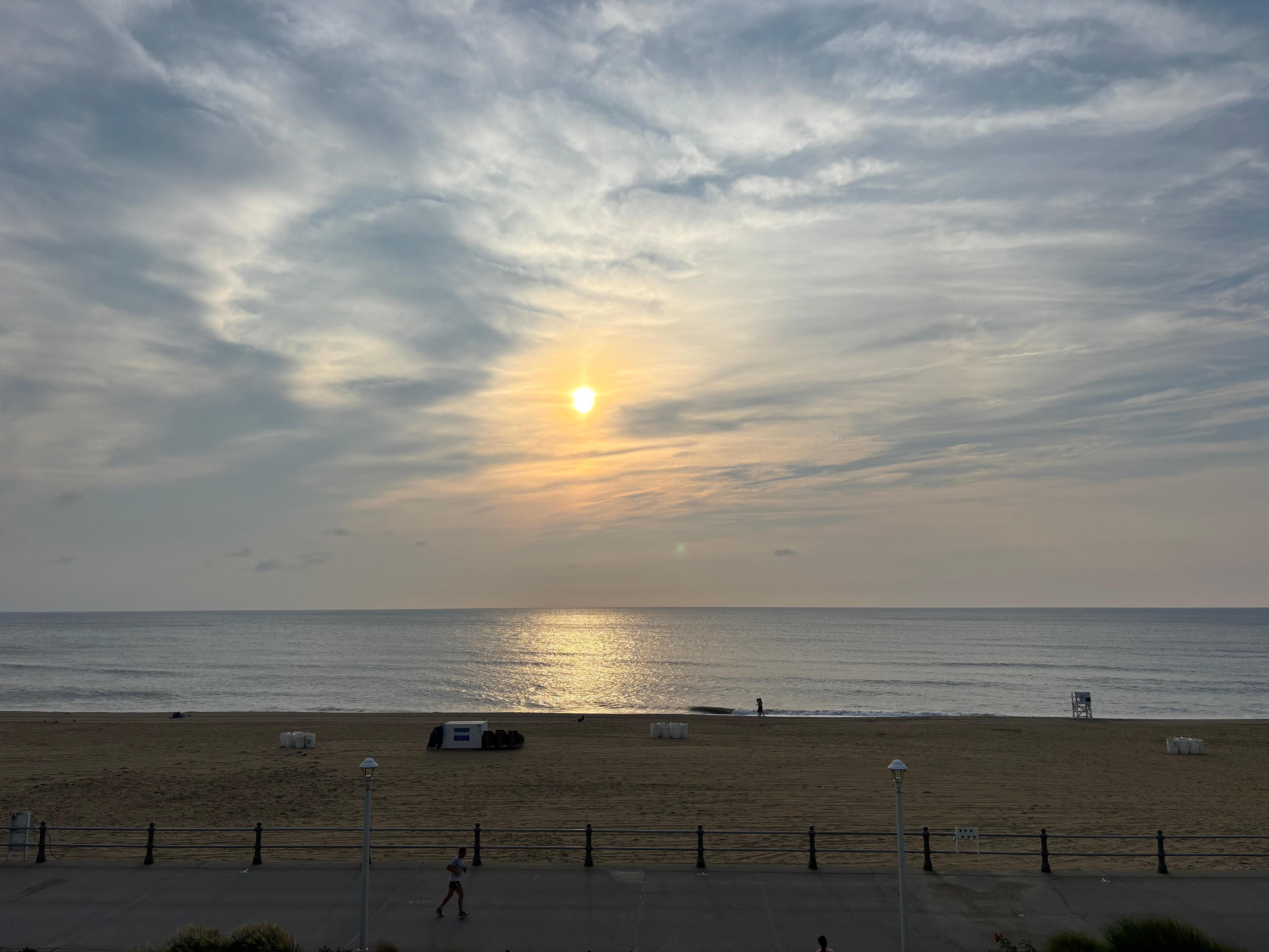Beautiful room view
Saw the sunset
I give it a 4 star, a lil upgrades in rooms. it