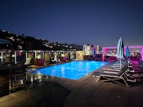 Andaz rooftop pool