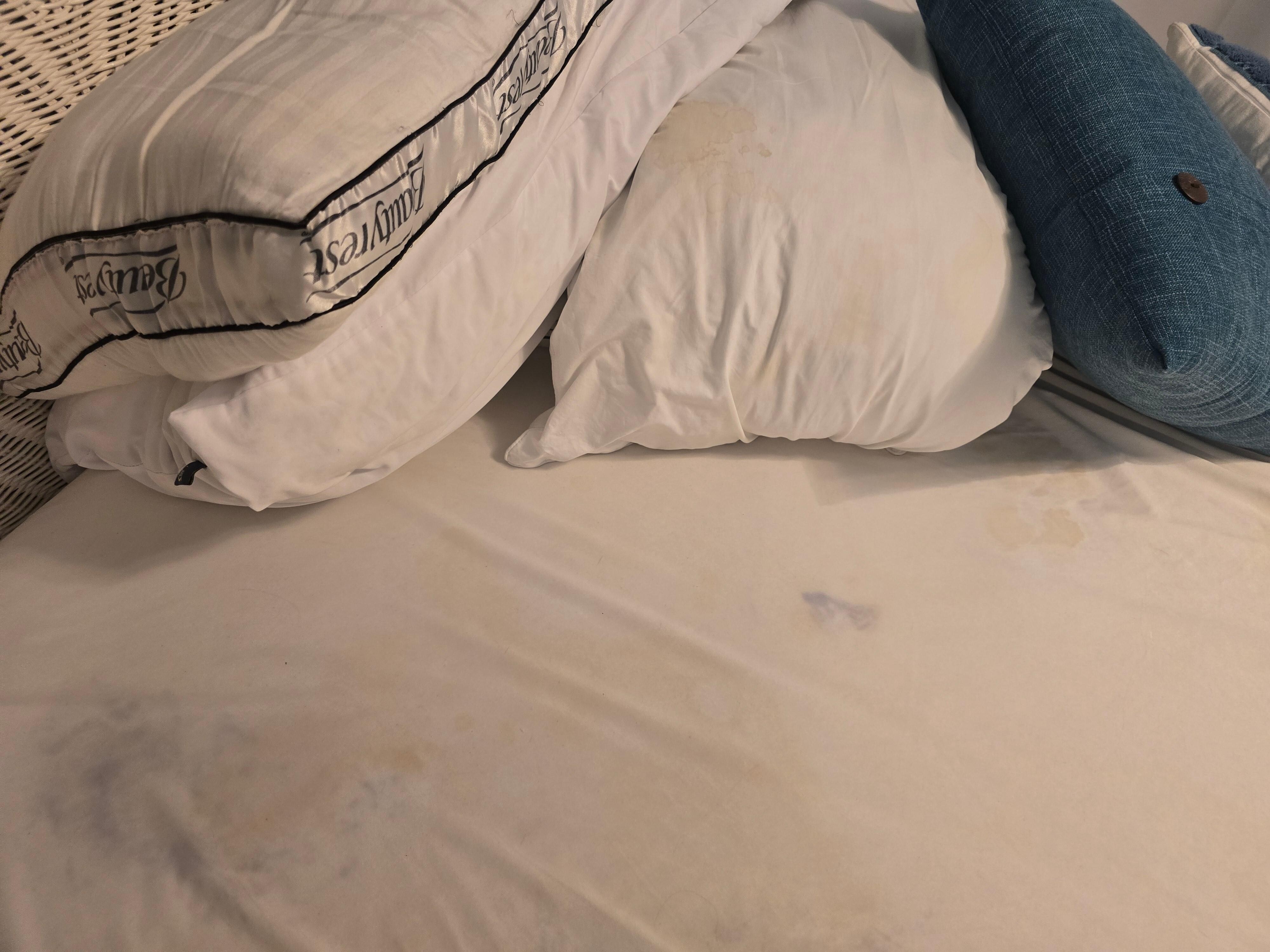 Old stained linens we discovered on departure day that we'd been sleeping on - yuck...