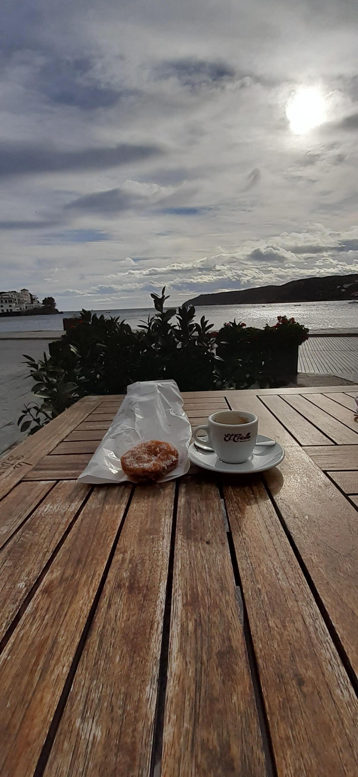 Petit café en terrasse