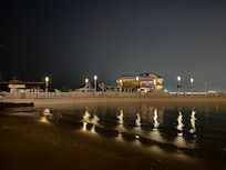 Convenient access to beach