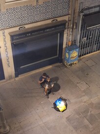 Nightly pan drum outside on the street