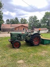 We loved the old tractor that was parked up beside us
