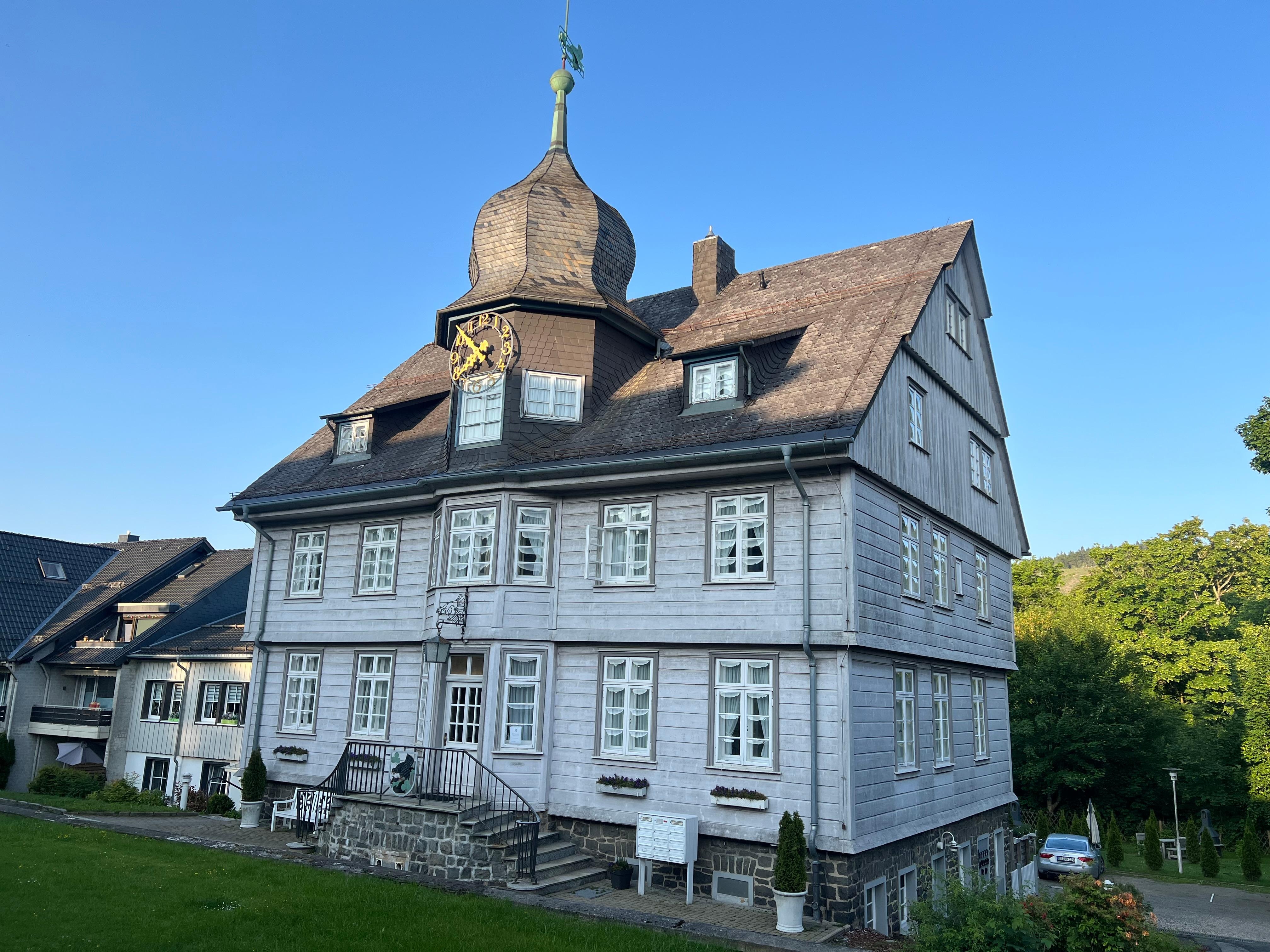 Außenansicht des alten Rathauses