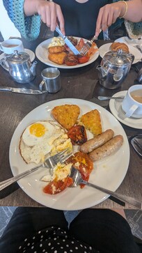 Breakfast (pre-pay the night before and save)