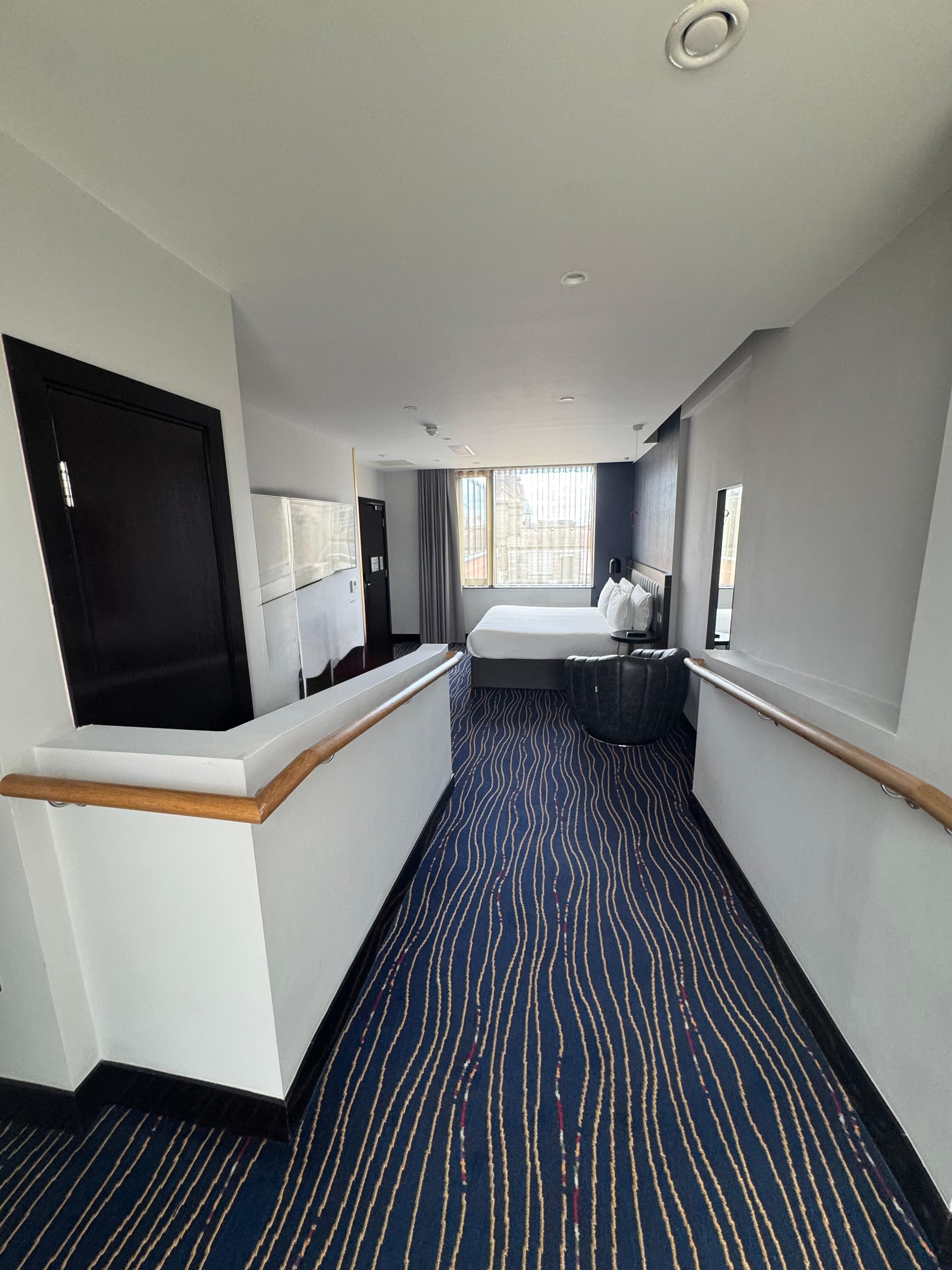 Room 605