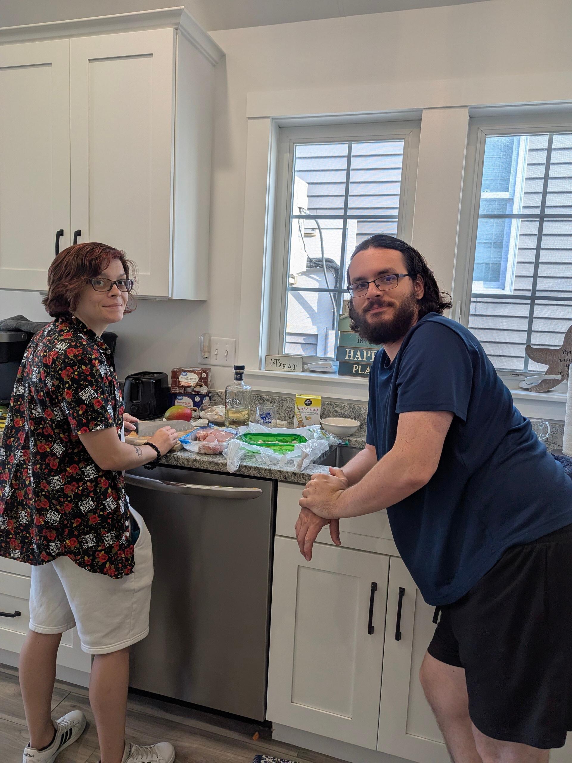 My grown kids cooking together 🥰