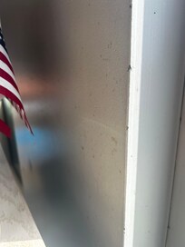 Wall all dirty at the dining area