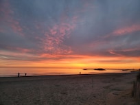 Beau coucher de soleil qui fait rêver