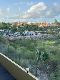 "deluxe" rooms, terrible view