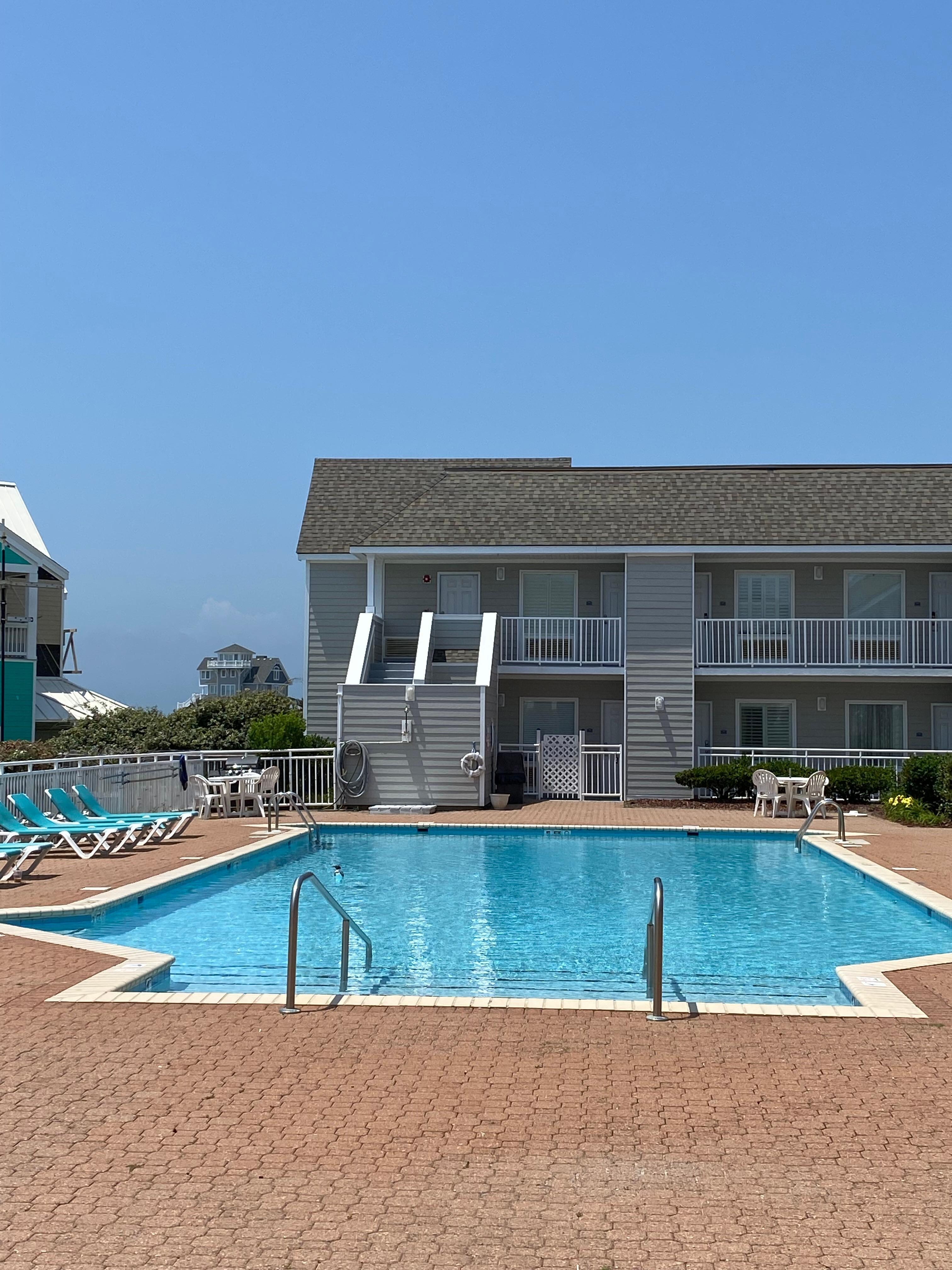 Nice pool!