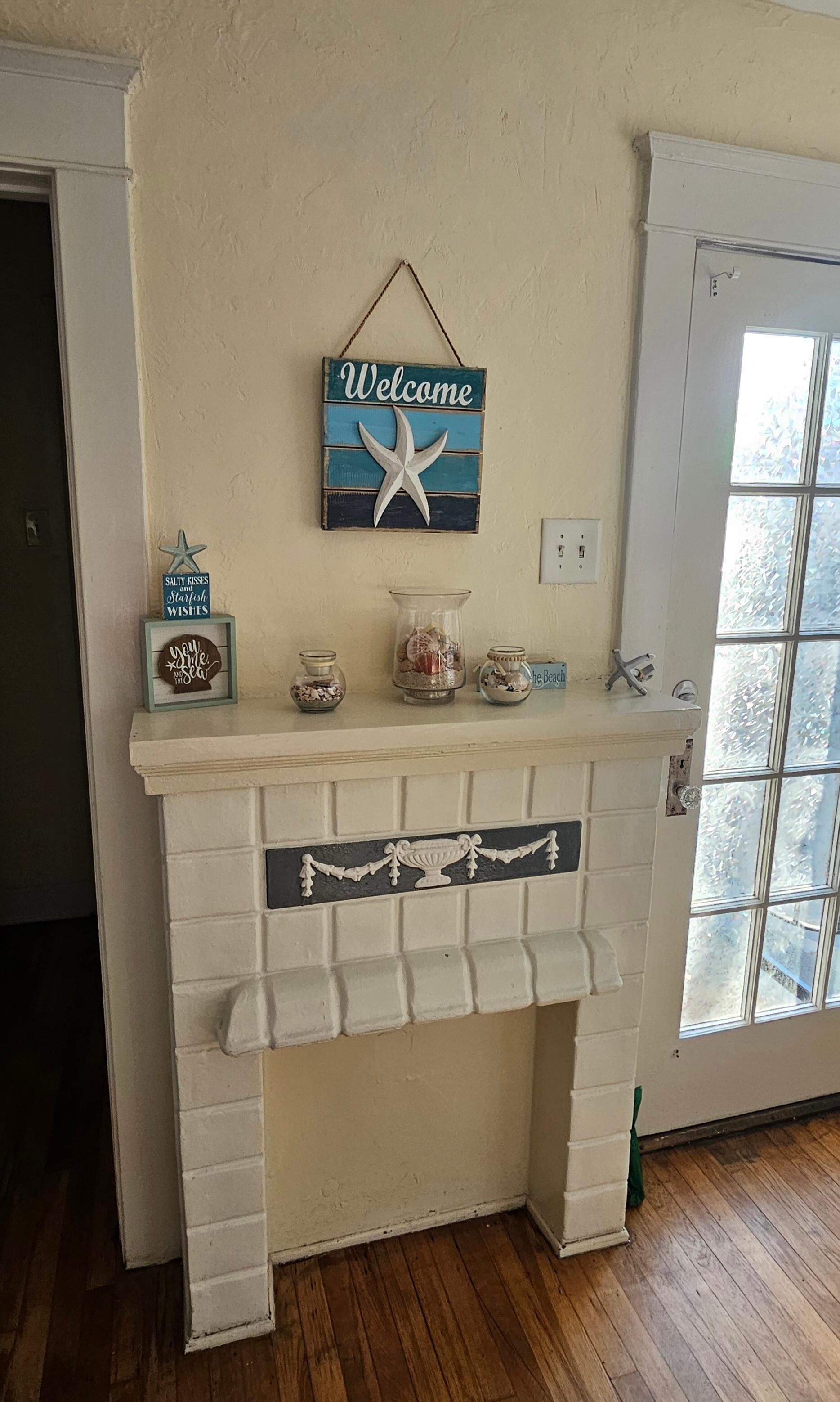 Beach decor throughout 