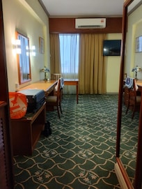 5th floor room entry