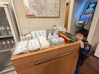 櫃檯有免費備品可以供住客使用