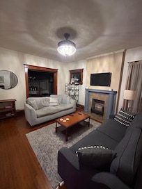 Nice inside. Cozy and warm!