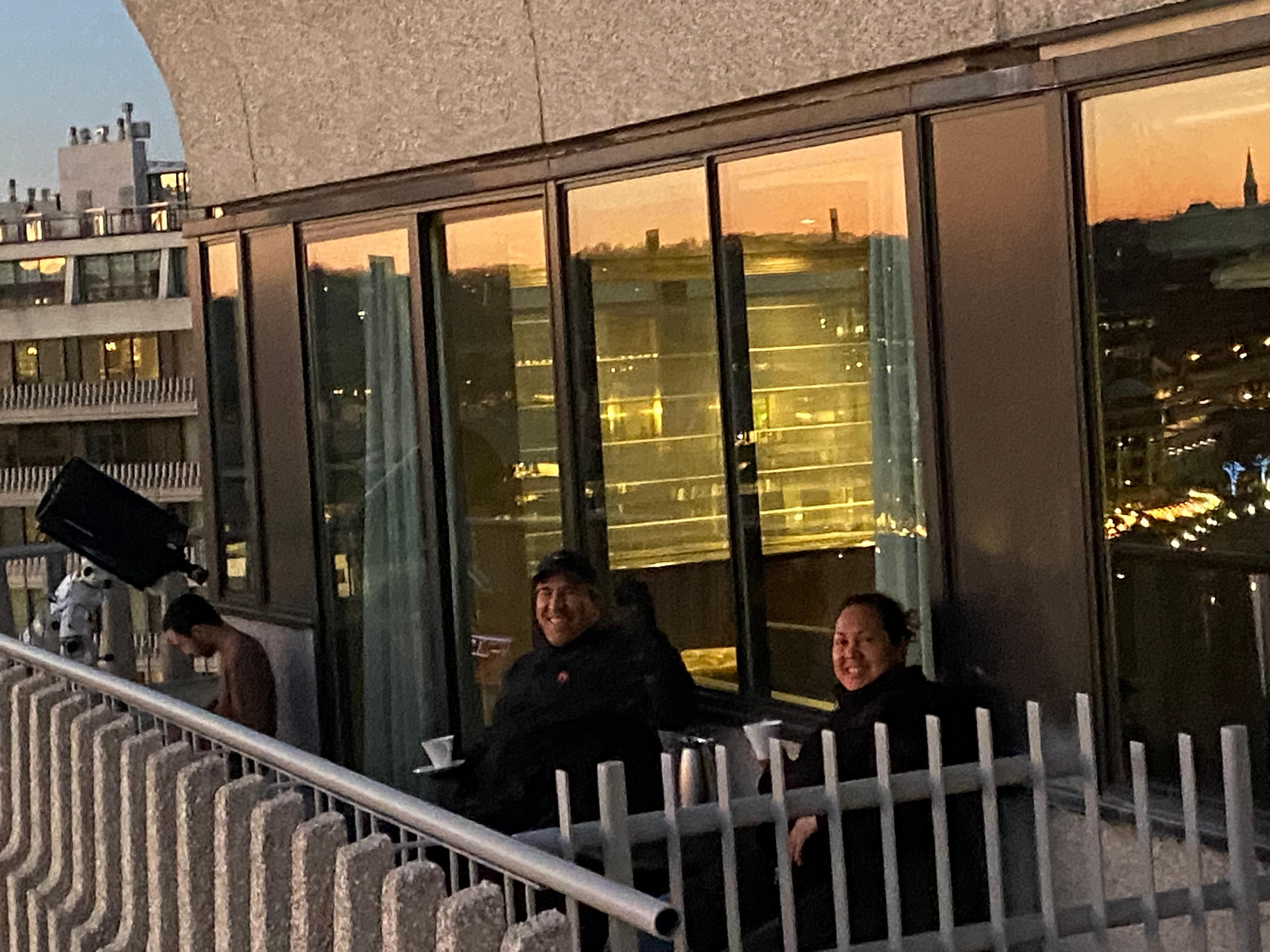 Enjoying a beautiful balcony overlooking the western view. With Telescope.