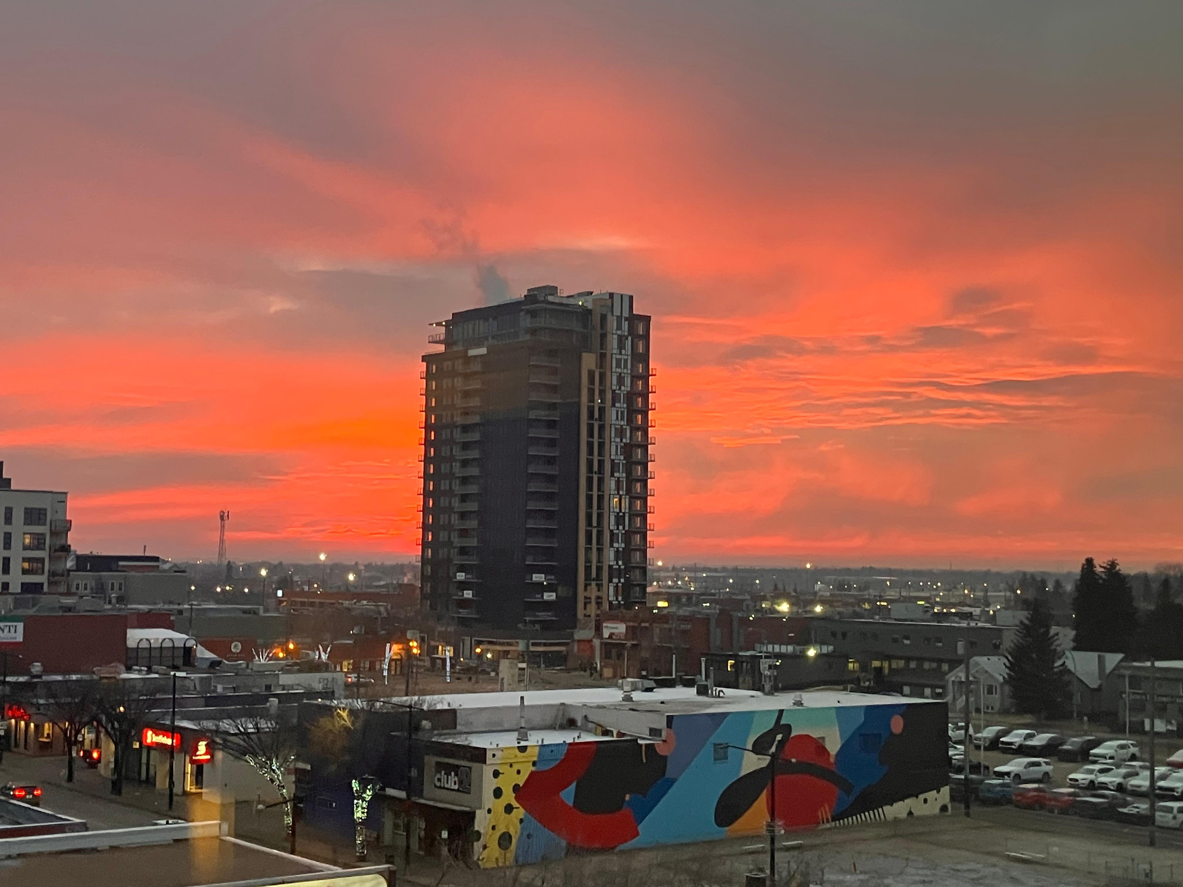 Red sky in the AM of the 27th. But 7:00pm, Edmonton blanketed with snow