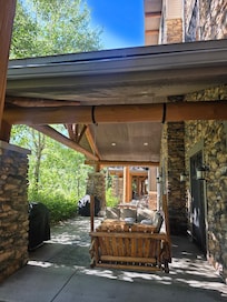 The outdoor space and patio was a gem of an oasis to sit, swing, and relax.