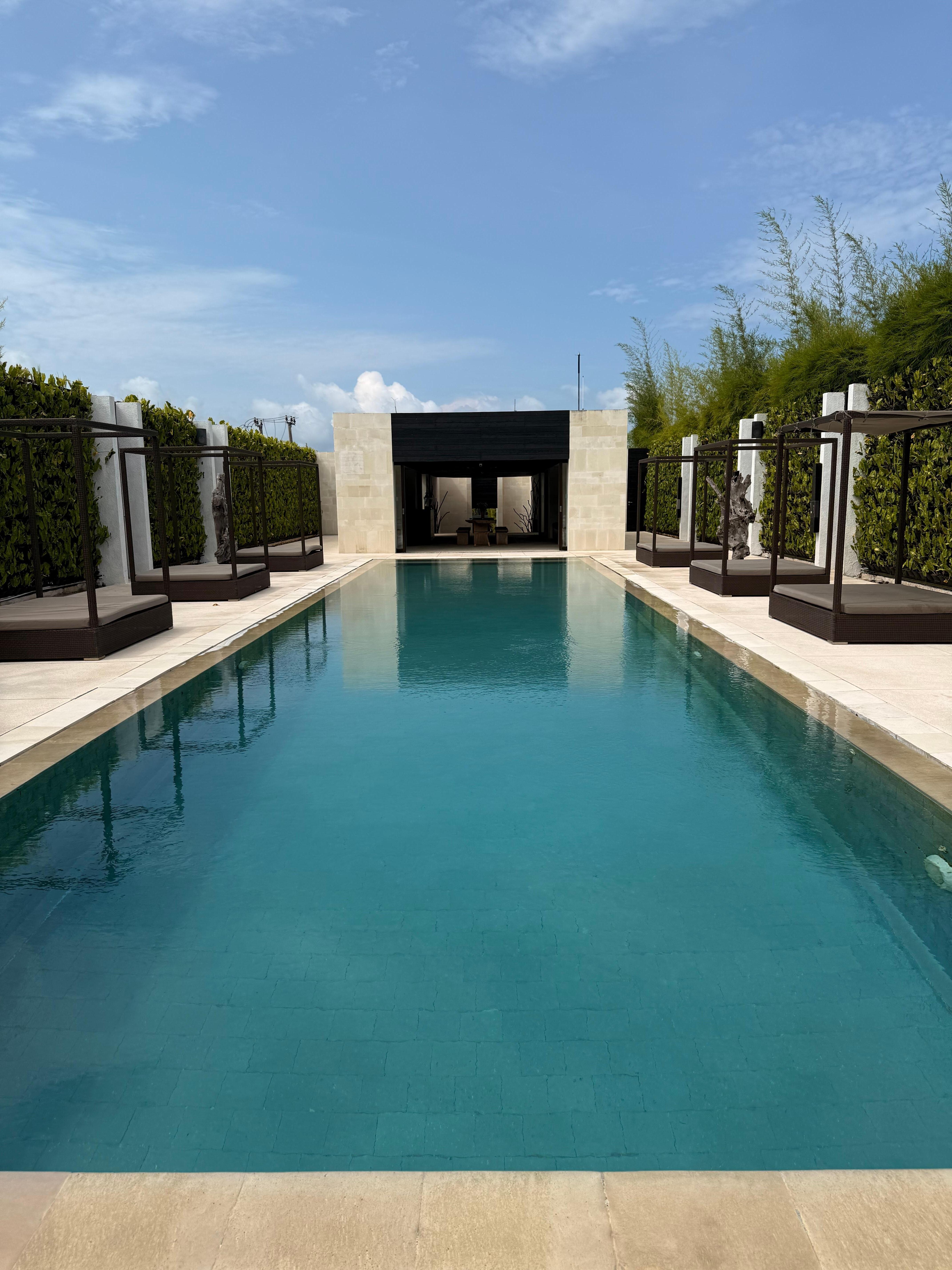 Swimming pool