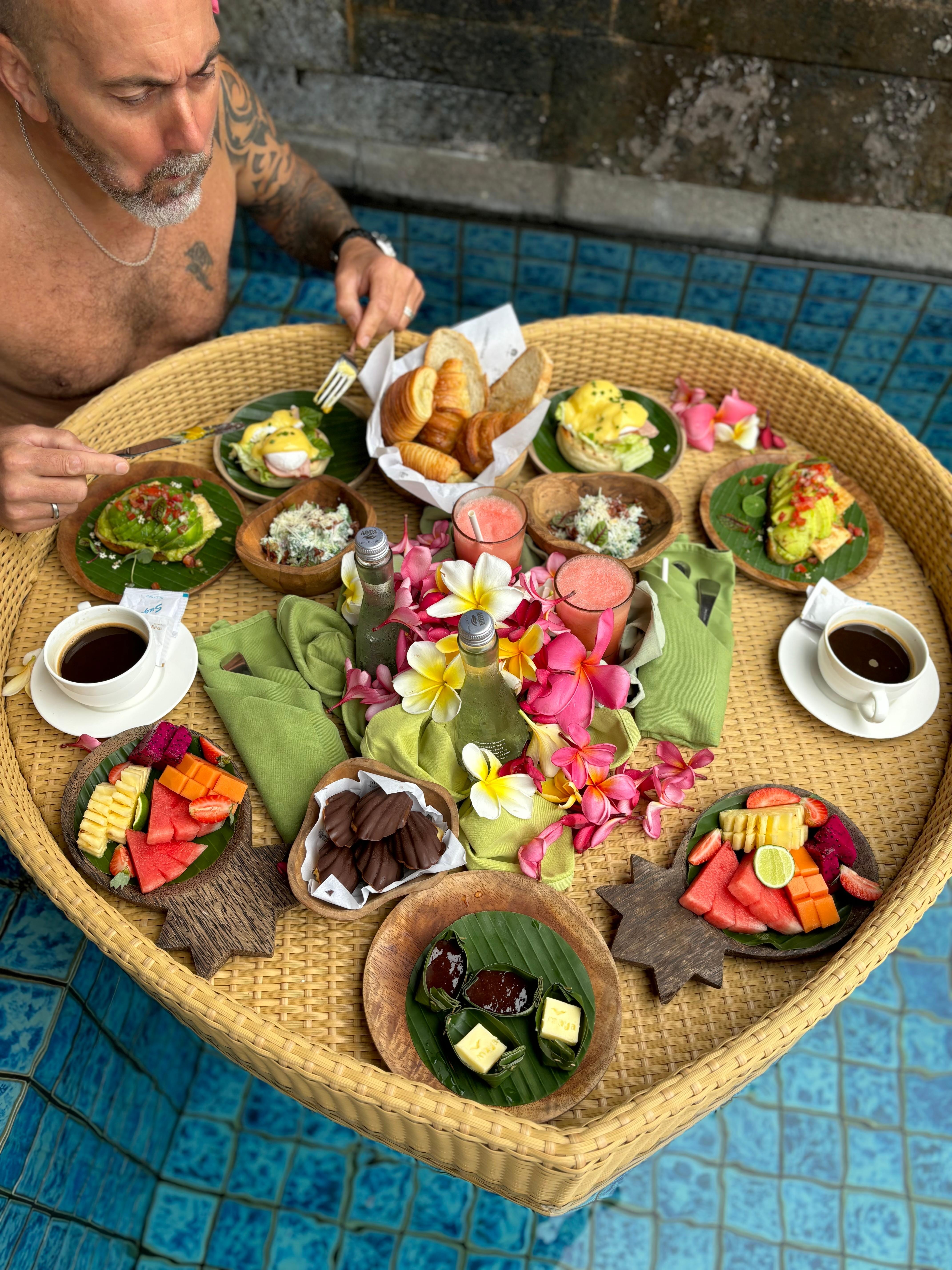 Heavenly Ocean View Pool Suite- Floating journey breakfast ❤️