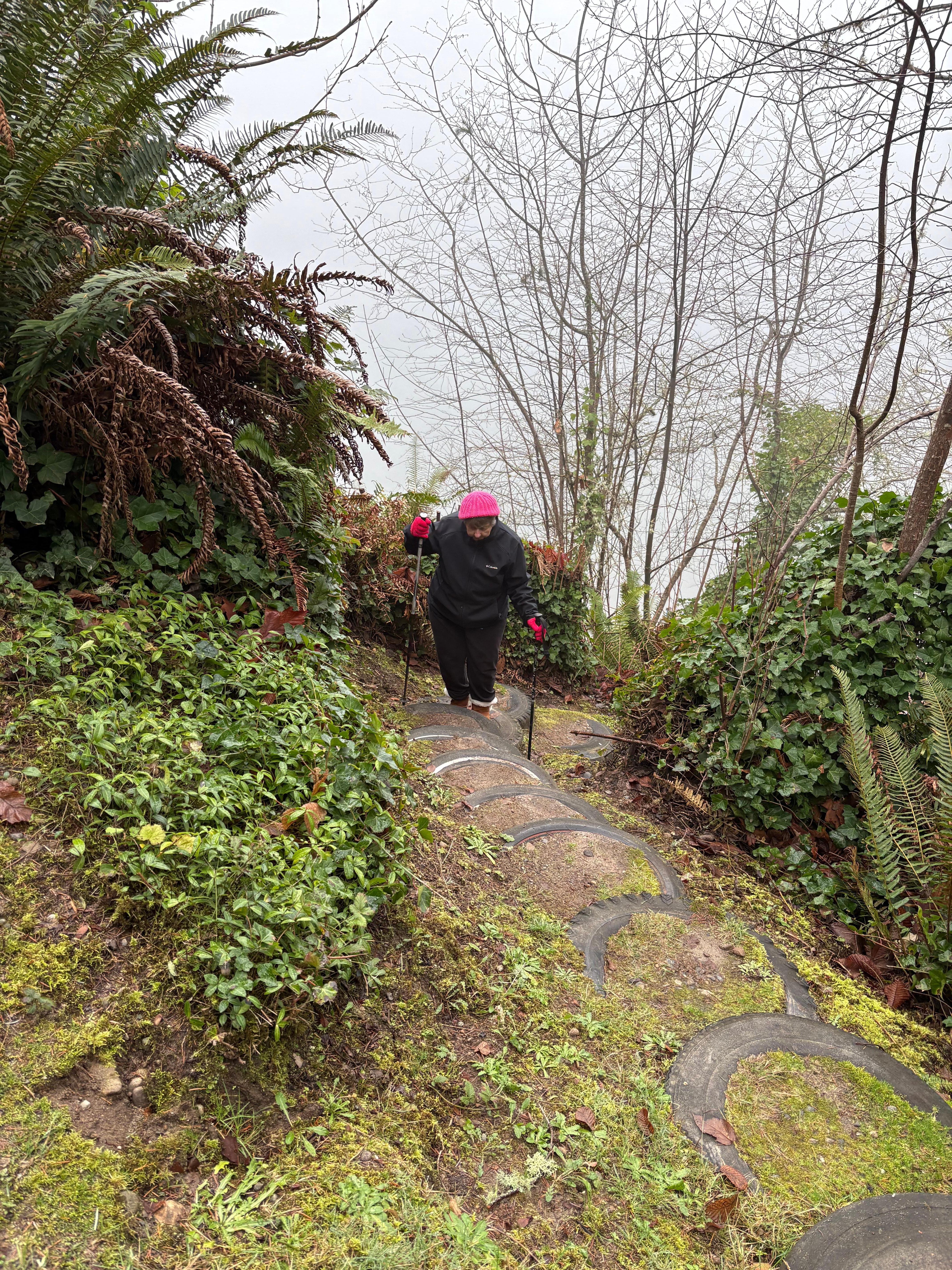 Walking trail to the private beach 